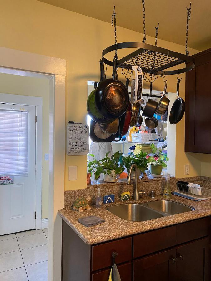 Private Los Angeles Room - Free Wifi, Ac, Tv, Private Fridge, Kitchen, Near Usc - Exposition Park - Usc Memorial Coliseum - Banc Of California Bmo Stadium - Downtown Los Angeles Dtla - University Of Southern California Usc!!! Exterior foto