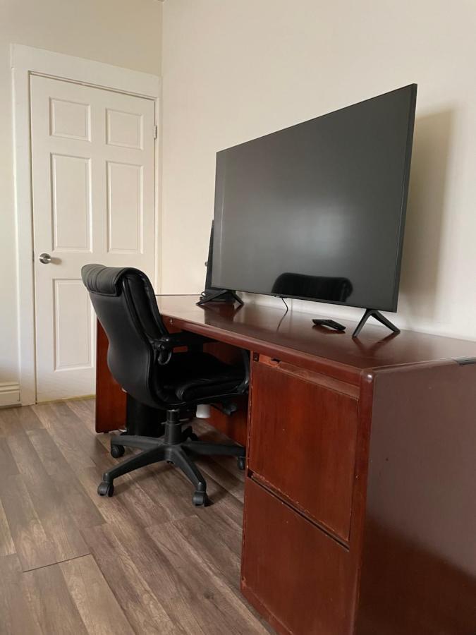 Private Los Angeles Room - Free Wifi, Ac, Tv, Private Fridge, Kitchen, Near Usc - Exposition Park - Usc Memorial Coliseum - Banc Of California Bmo Stadium - Downtown Los Angeles Dtla - University Of Southern California Usc!!! Exterior foto